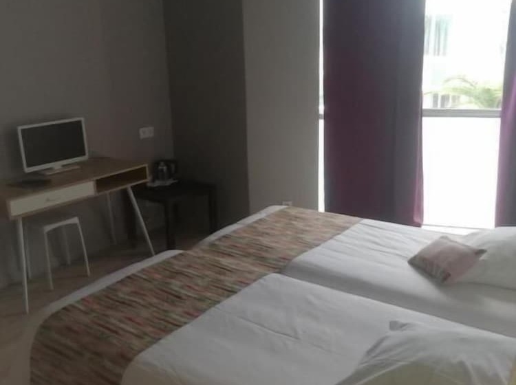 בית מלון כפרי La Cle