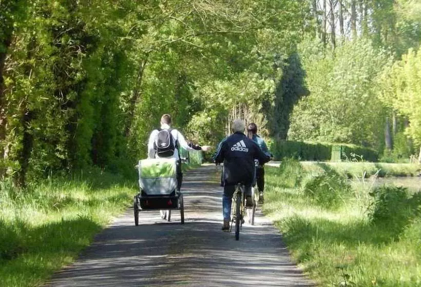 Majatalo Le Petit Massigny