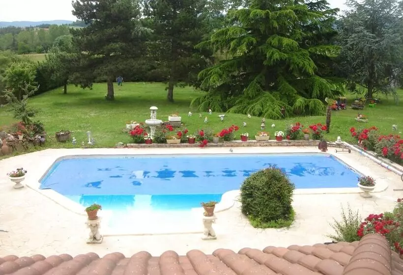 ベッドアンドブレックファースト Chambres D Hôtes La Résidence Fleurie