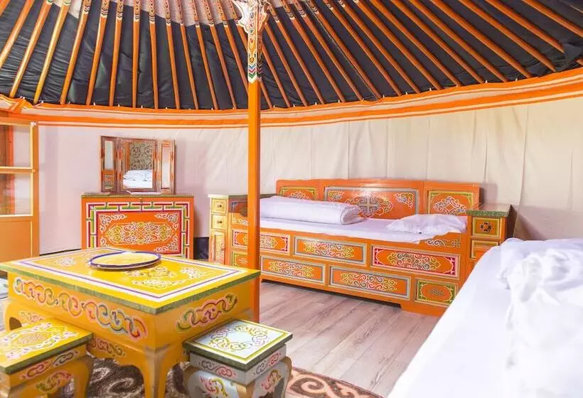 Aamiaismajoitus (B&B) Rando Yourte