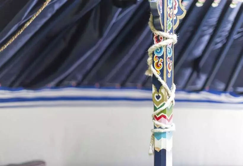 Aamiaismajoitus (B&B) Rando Yourte