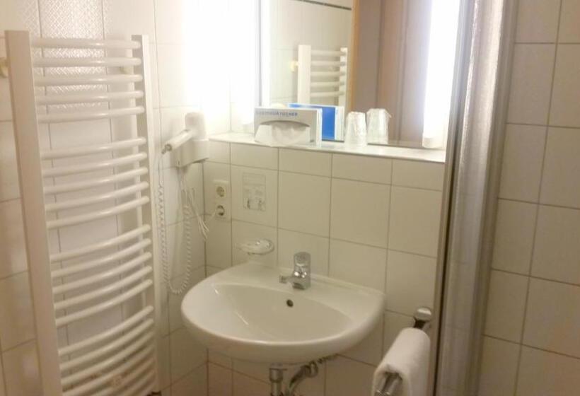 Отель Pfaubräu