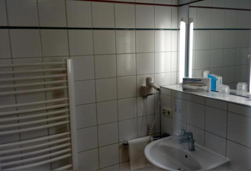 Отель Pfaubräu