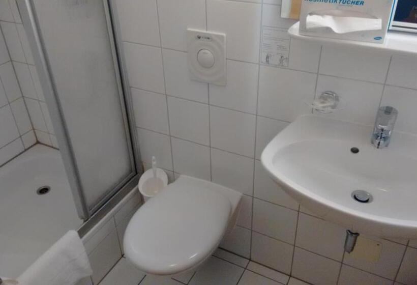 Отель Pfaubräu