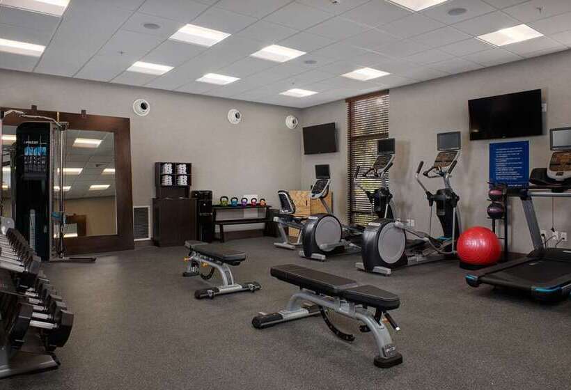 Отель Hampton Inn Sherwood Portland