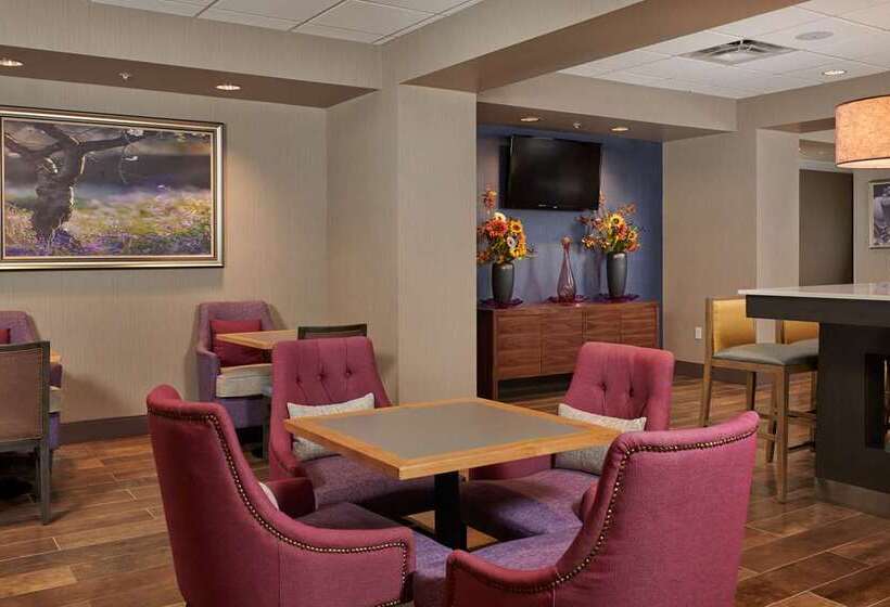 Отель Hampton Inn Sherwood Portland