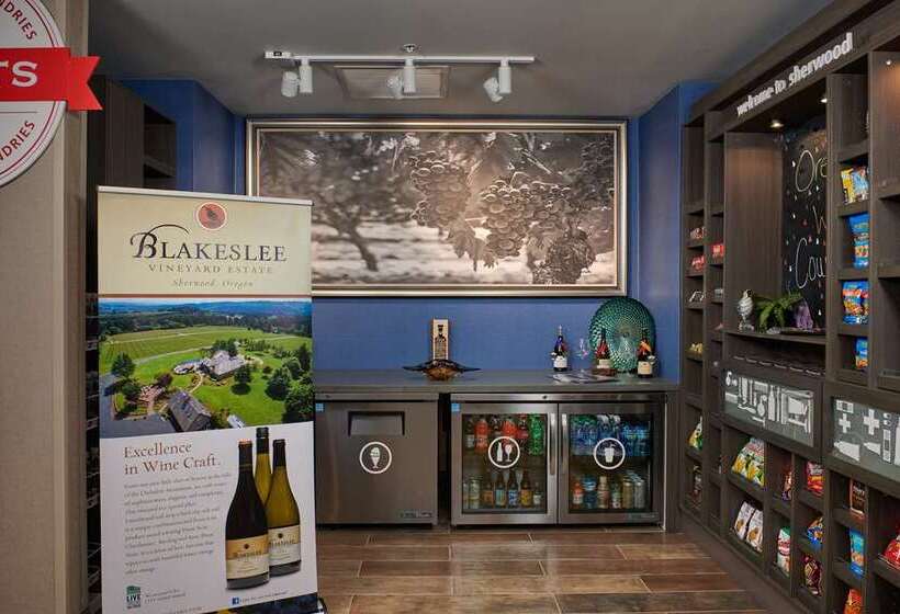 Отель Hampton Inn Sherwood Portland