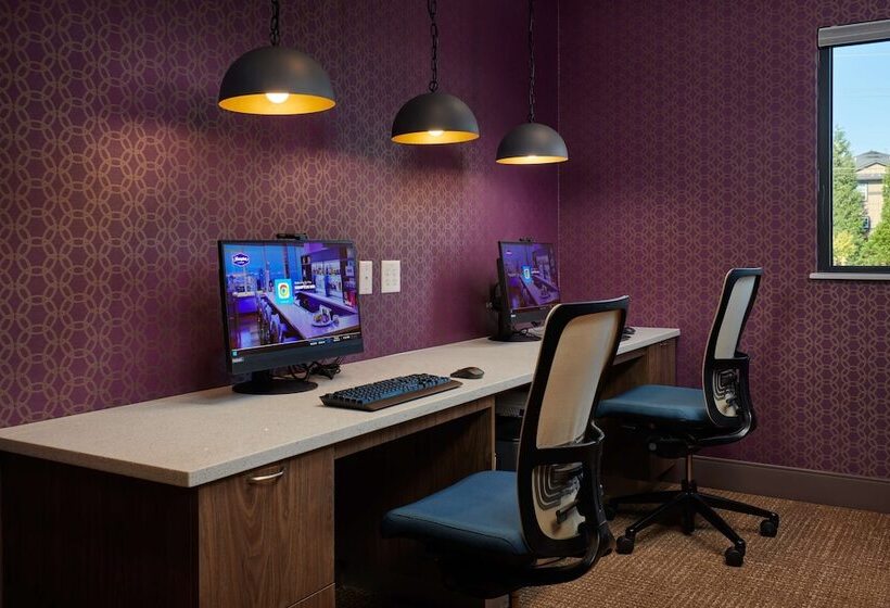 Отель Hampton Inn Sherwood Portland