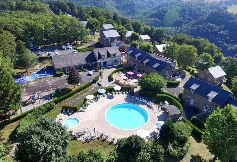 Hotelli Vvf Cantal Salers Vendes