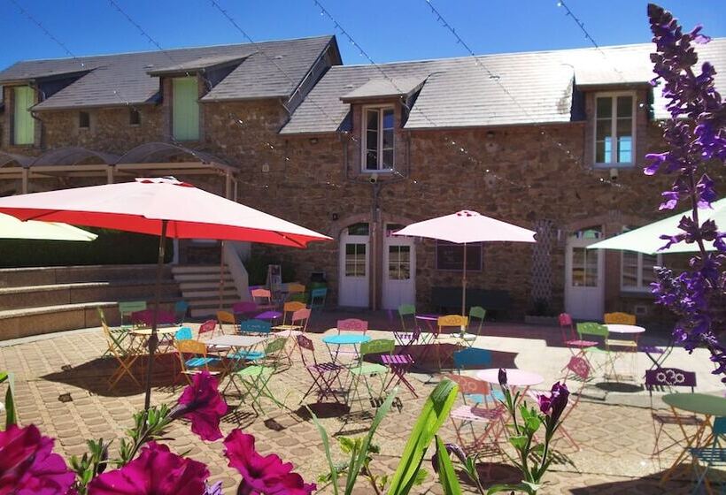 فندق Vvf Cantal Salers Vendes