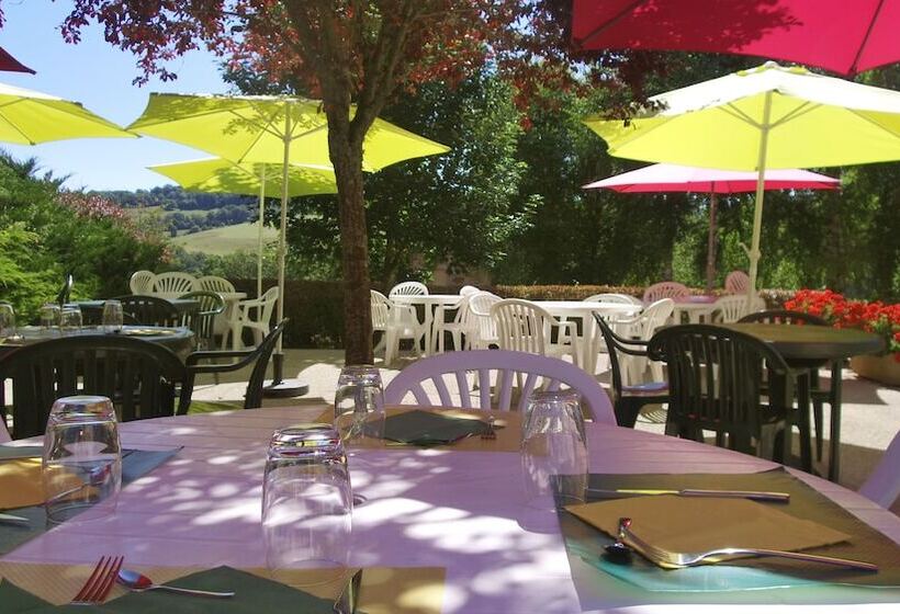 فندق Vvf Cantal Salers Vendes