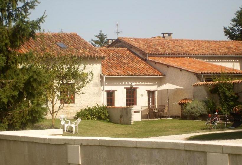 La Garconniere, Manoir De Longeveau