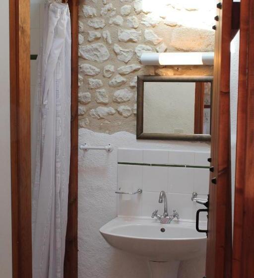 La Garconniere, Manoir De Longeveau