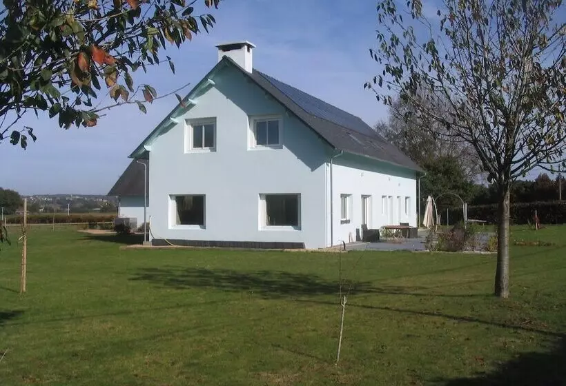 ペンション Bencole S Blue House   Chambres Hotes