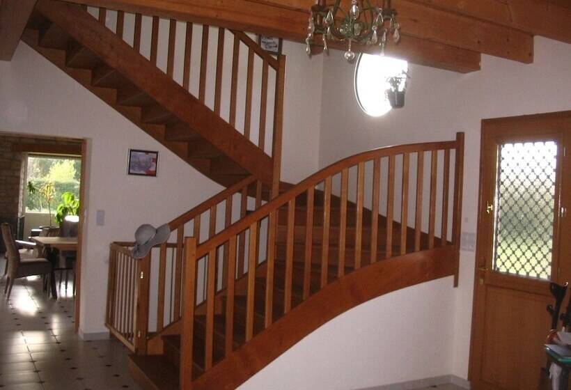 Пансион Bencole S Blue House Chambres Hotes