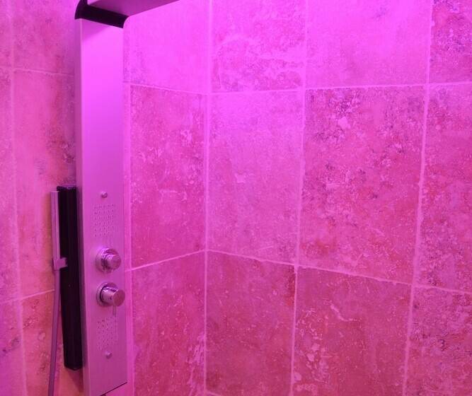 ペンション Les Nuits Envoutées