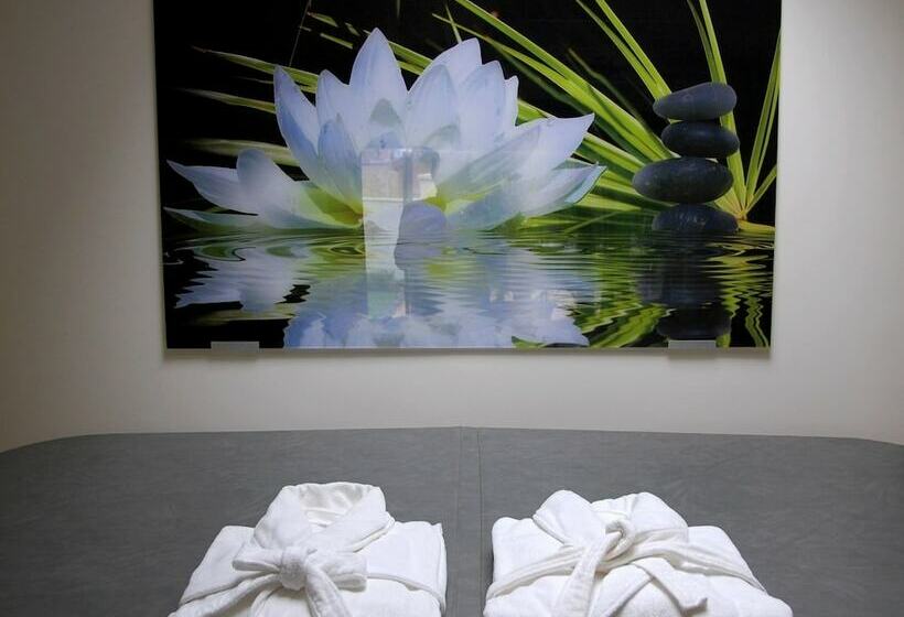 ペンション Les Nuits Envoutées