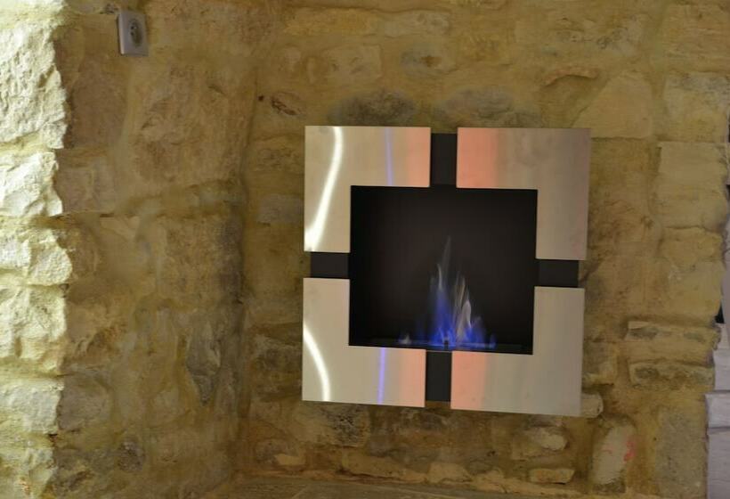 ペンション Les Nuits Envoutées