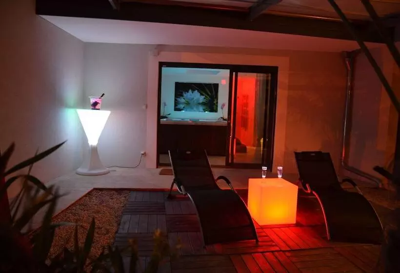 Majatalo Les Nuits Envoutées