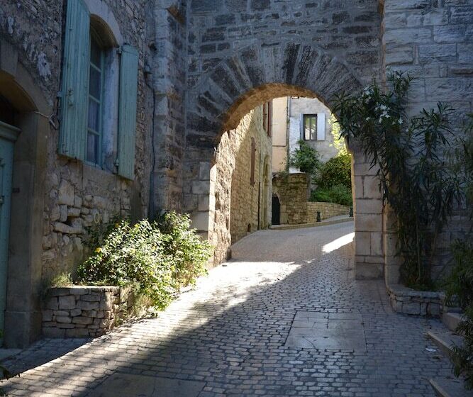 ペンション Les Nuits Envoutées