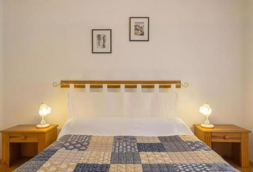 Majatalo Logis De L'orme