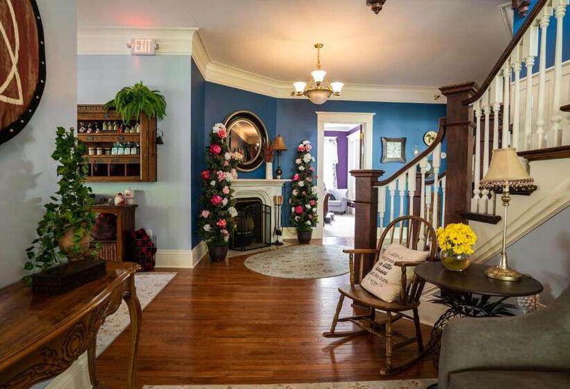 The Nordic Pineapple Bed And Breakfast