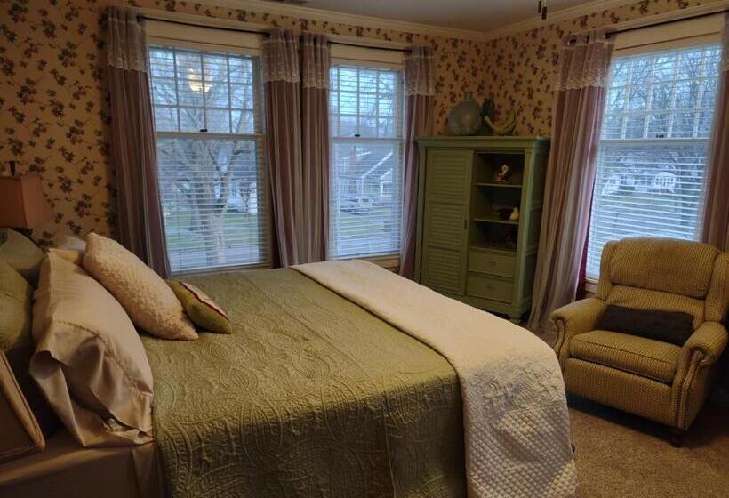 The Nordic Pineapple Bed And Breakfast