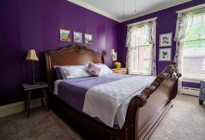 The Nordic Pineapple Bed And Breakfast