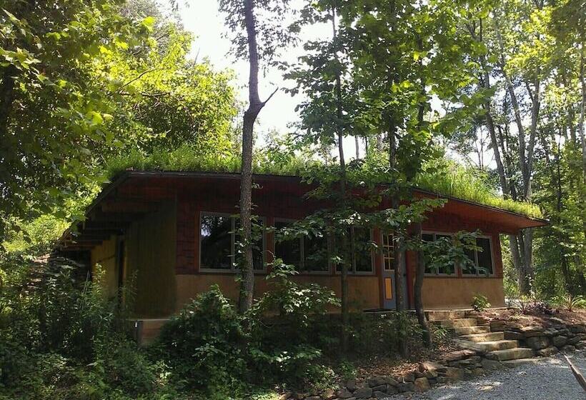 ベッドアンドブレックファースト Makanda Inn