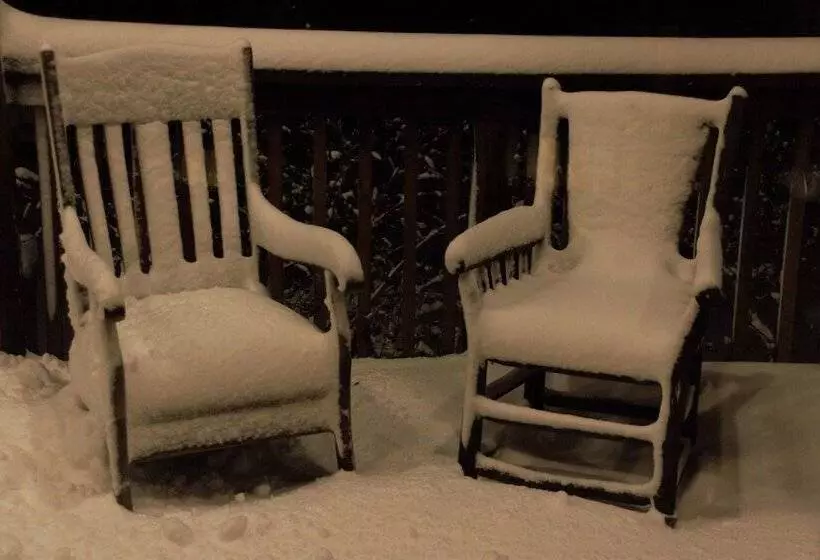 Aamiaismajoitus (B&B) Makanda Inn