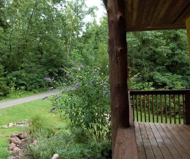 Aamiaismajoitus (B&B) Makanda Inn