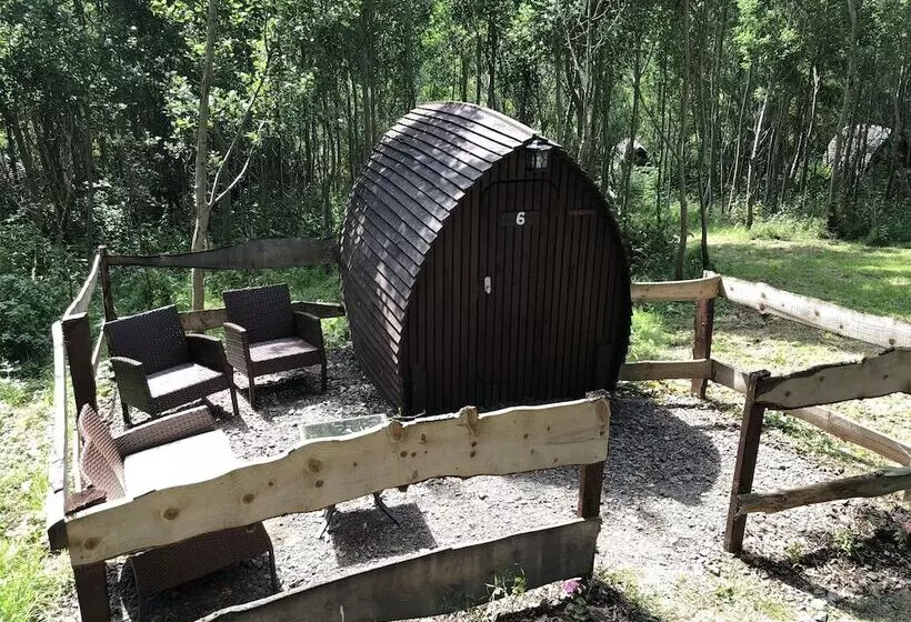 Edinburgh Cabin Camping