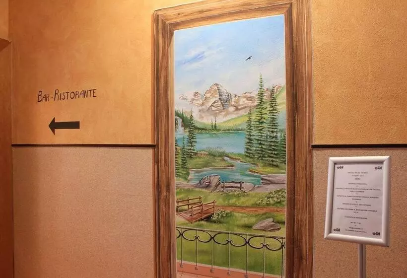 ホテル Ristorante Baldi