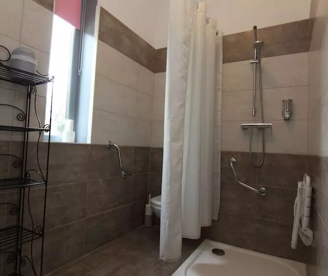 Hotelli Ascosa  Aventure