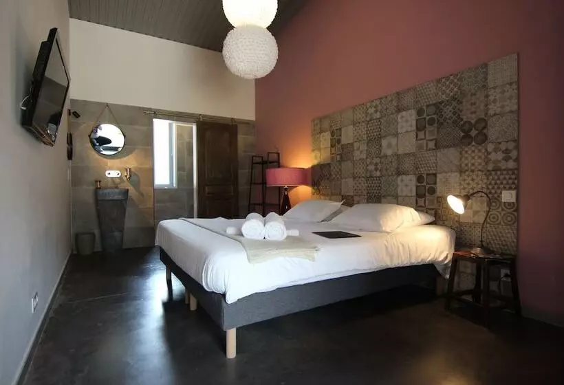 Hotelli Ascosa  Aventure