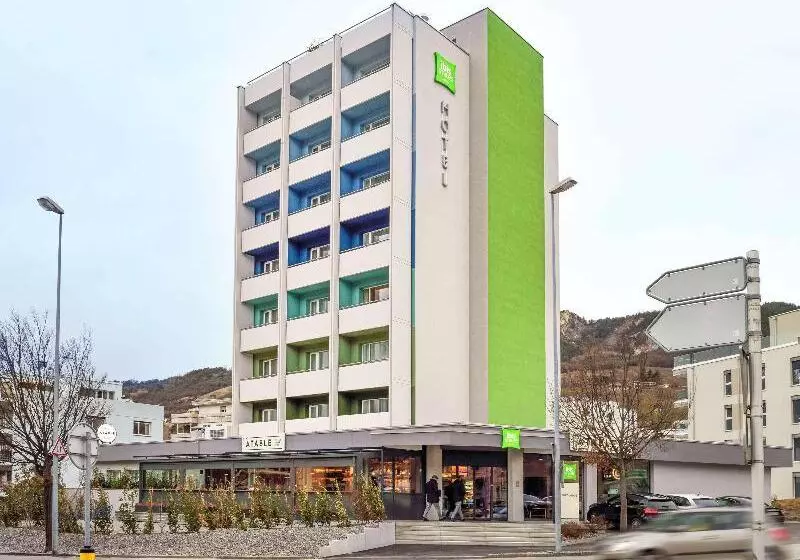 Hotelli Nonanteneuf Appart Hôtel Sierre   Self Check In