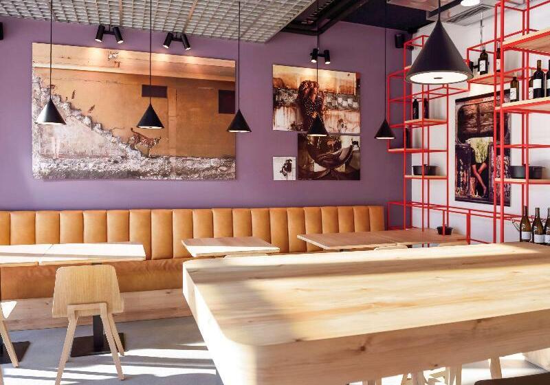 Hotelli Nonanteneuf Appart Hôtel Sierre Self Check In