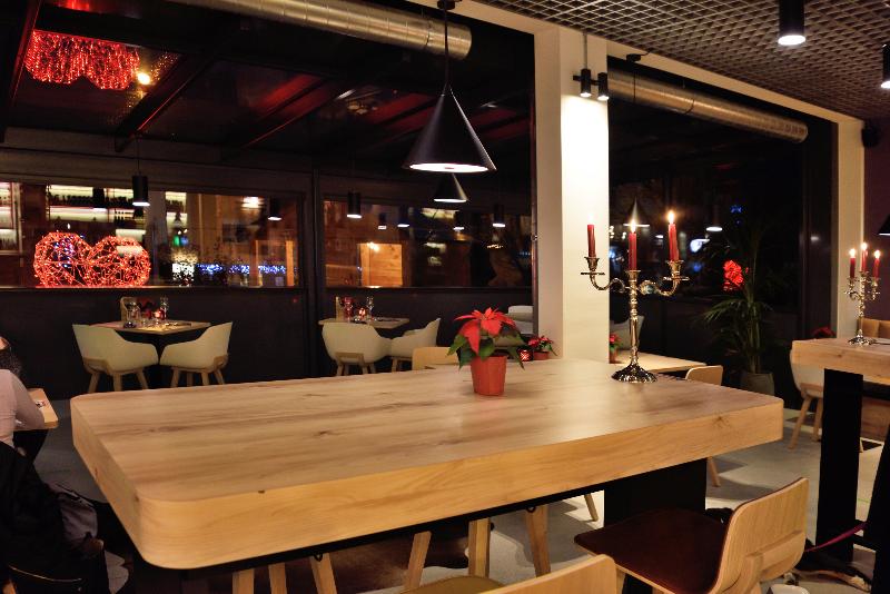 Hotelli Nonanteneuf Appart Hôtel Sierre Self Check In