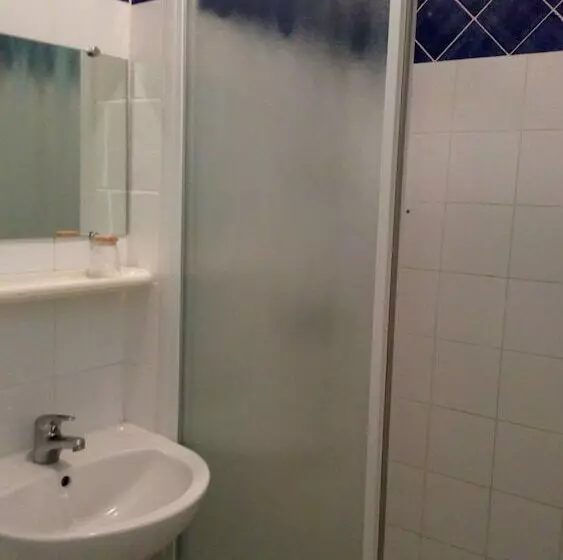 ホテル La Roseraie