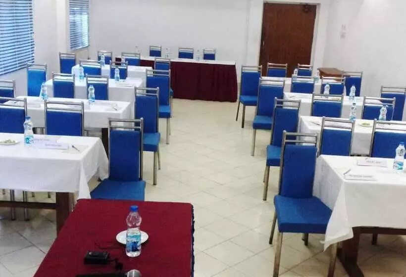 Hotelli Sea Bird International