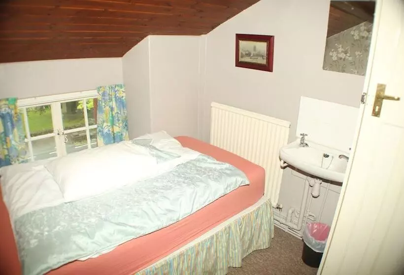 Lledr House   Hostel