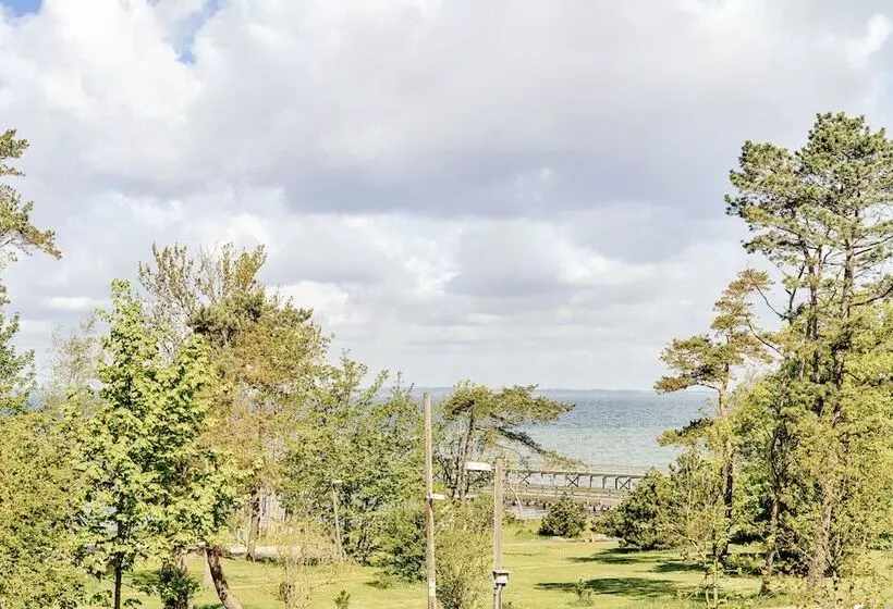 Mötesplats Borstahusen