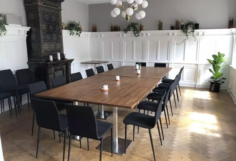 Mötesplats Borstahusen