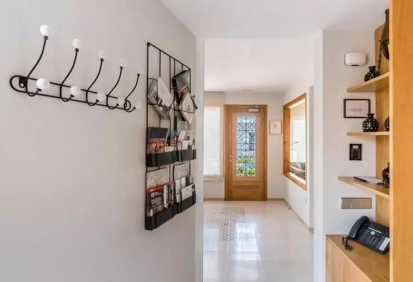 ペンション Ca L'agustina