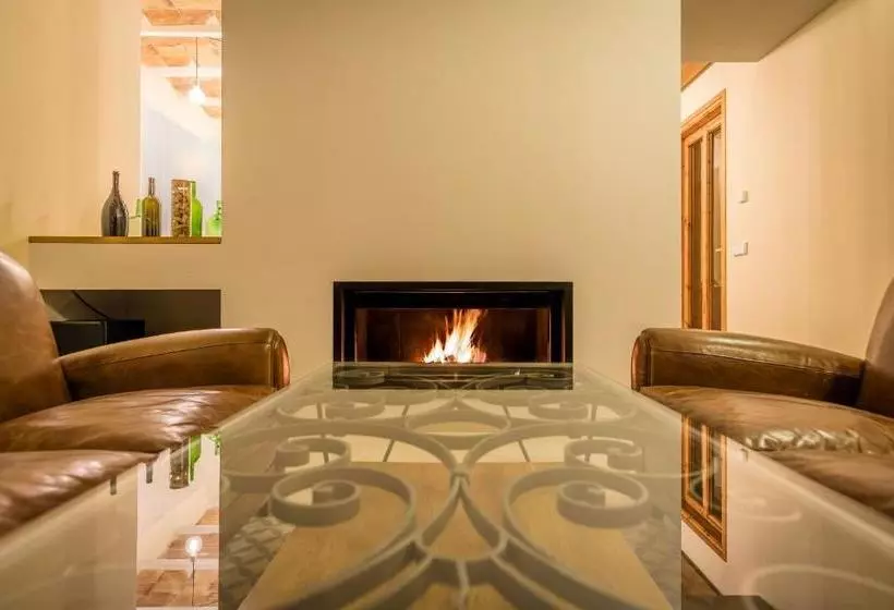 ペンション Ca L'agustina