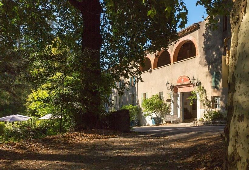 بنسيون Domaine De L'amiral