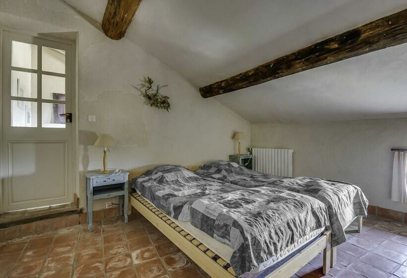 بنسيون Grand Gite Gigondas