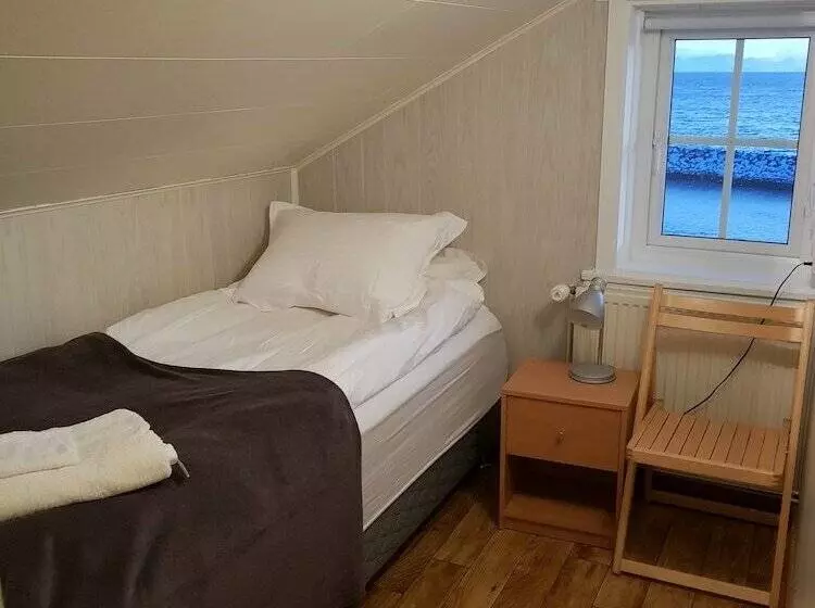 پانسیون Guesthouse Gullsól