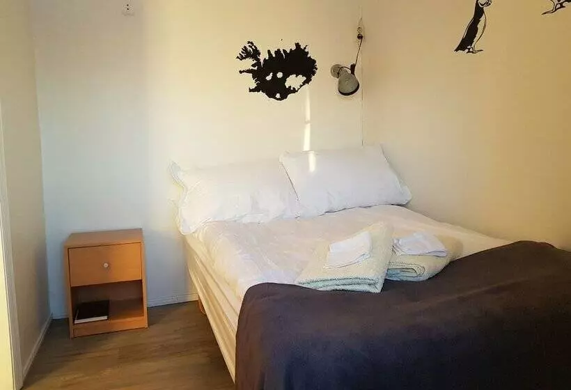 پانسیون Guesthouse Gullsól