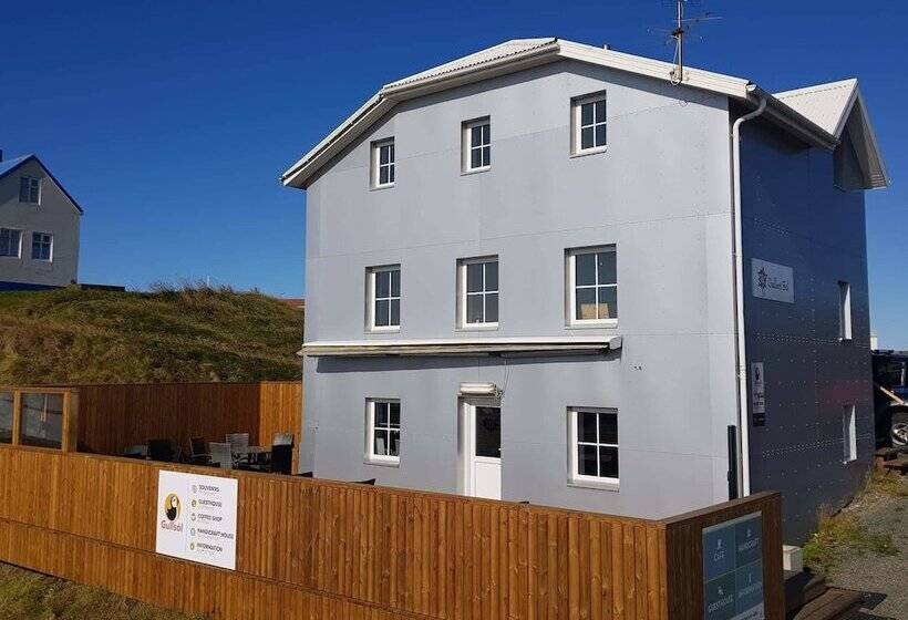 پانسیون Guesthouse Gullsól